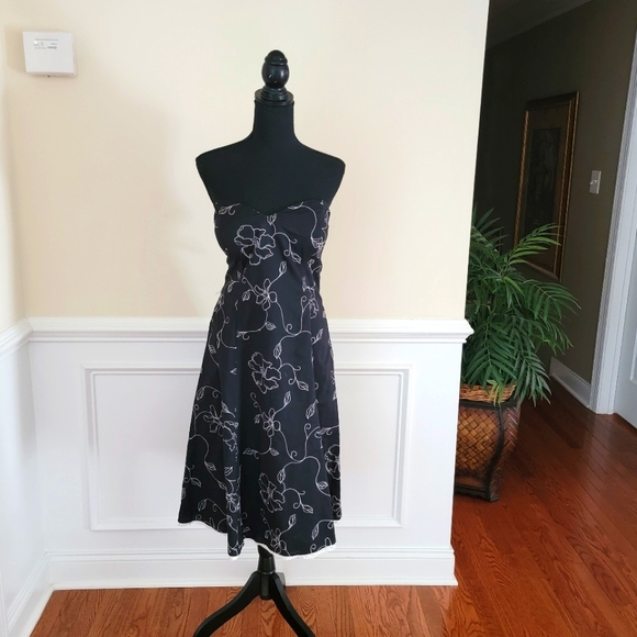 White House Black Market Tube Top Dress